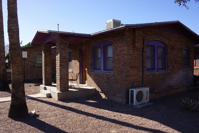 Building Photo - Railroad in Tucson
