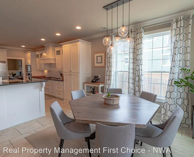 Foto del edificio - 4 br, 3 bath House - 907 Chancery Lane