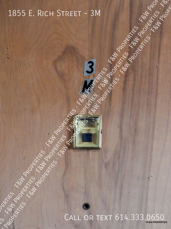 Foto del edificio - 1855 E Rich St