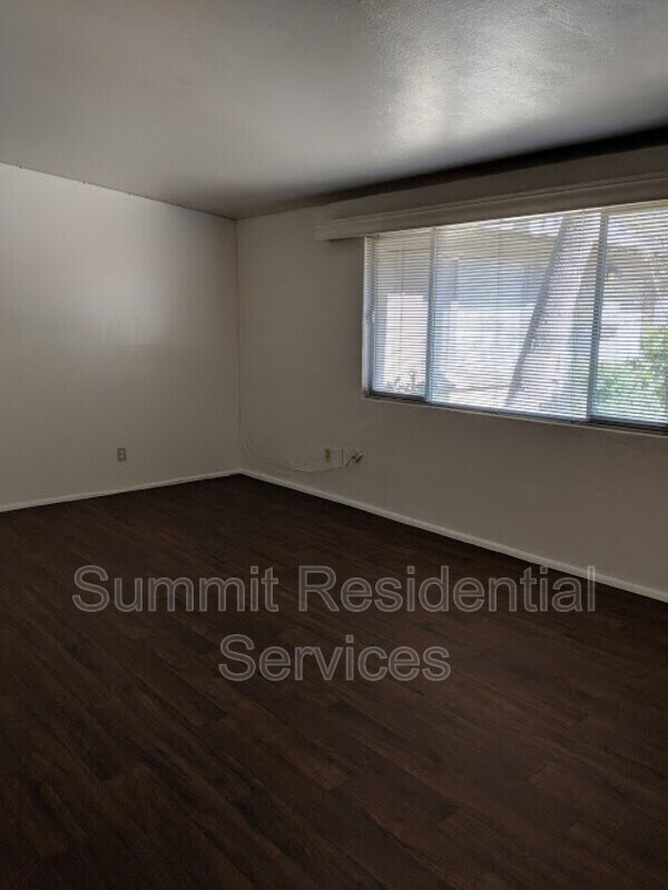 Building Photo - 1229 E Drachman St