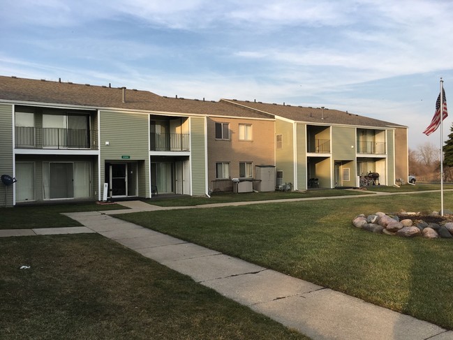 Foto del edificio - 8380 N Telegraph Rd