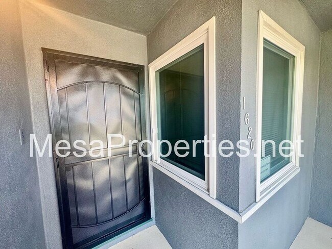Building Photo - 1620 S Cabana Ave