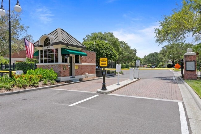Building Photo - 1002 S Harbour Island Blvd