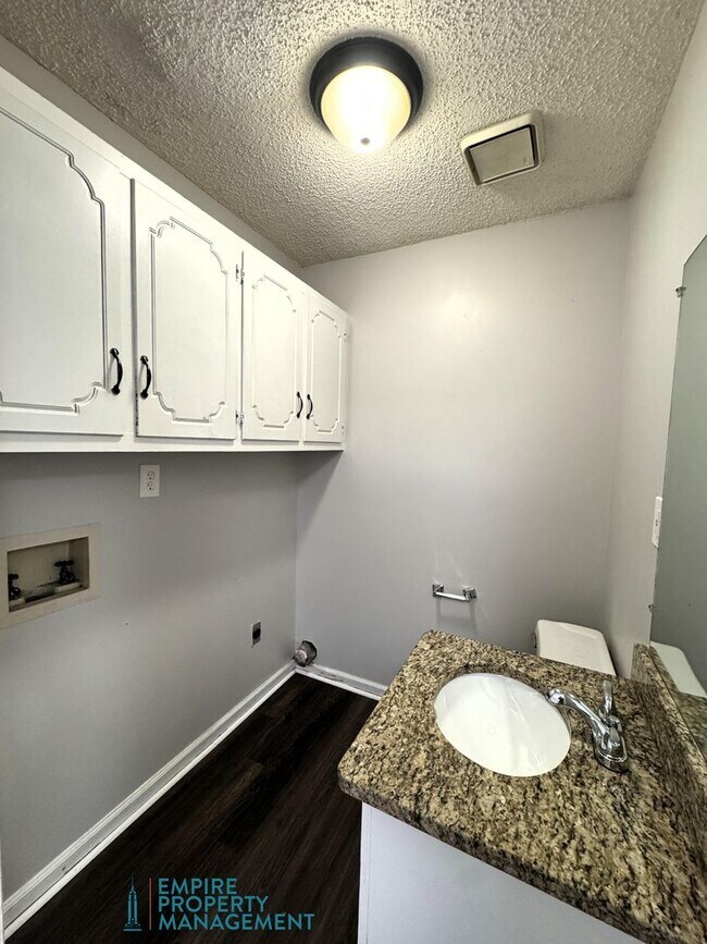 Building Photo - Come Home To Five Points!