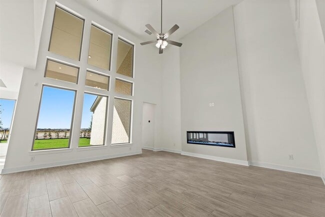 Building Photo - 2722 Sweet Honey Ln