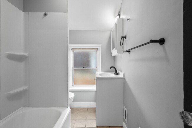 Foto del edificio - Stunning 2 bedroom home in Carrick availab...