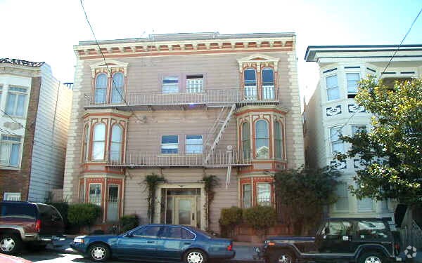 Building Photo - 3031 Steiner St