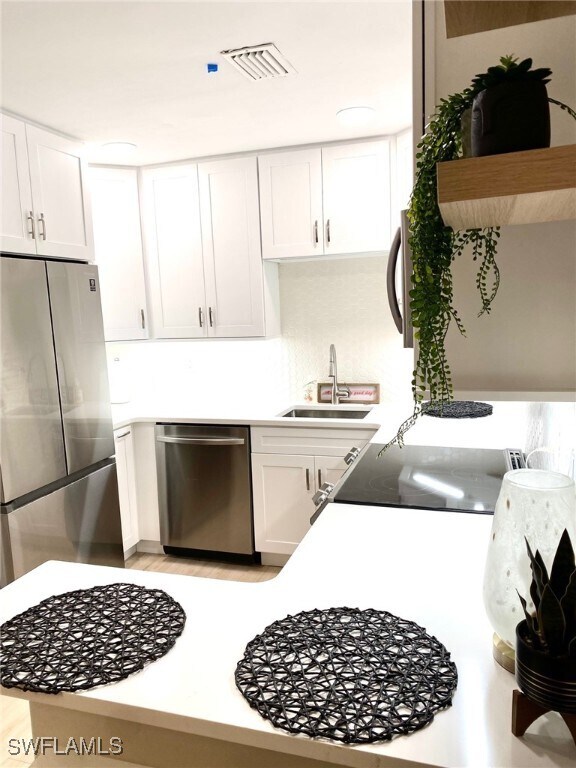 Foto del edificio - 803 104th Ave N
