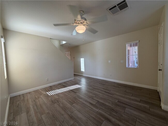 Foto del edificio - 10381 Coyote Cub Ave