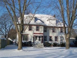Primary Photo - 207 N State St
