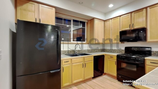 Foto del edificio - 12047 33rd Ave NE