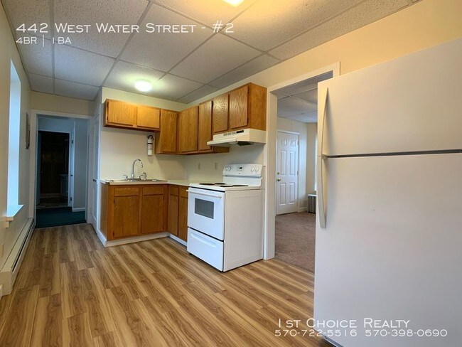 Building Photo - 442 W Water St