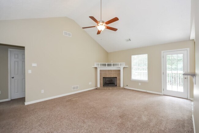 Foto del edificio - 1514 Stephens Pond Vw