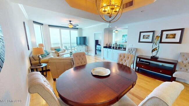 Foto del edificio - 2668 Beach Blvd