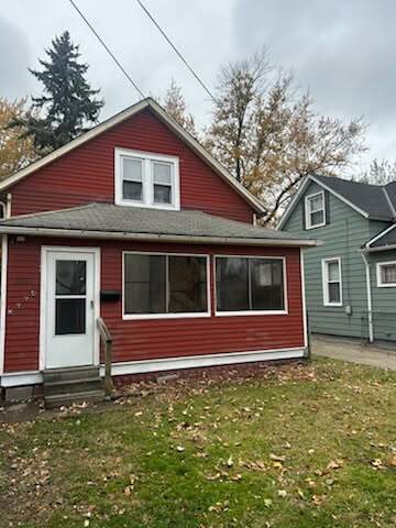 3664 E 52nd St Cleveland, OH 44105 – photo 4