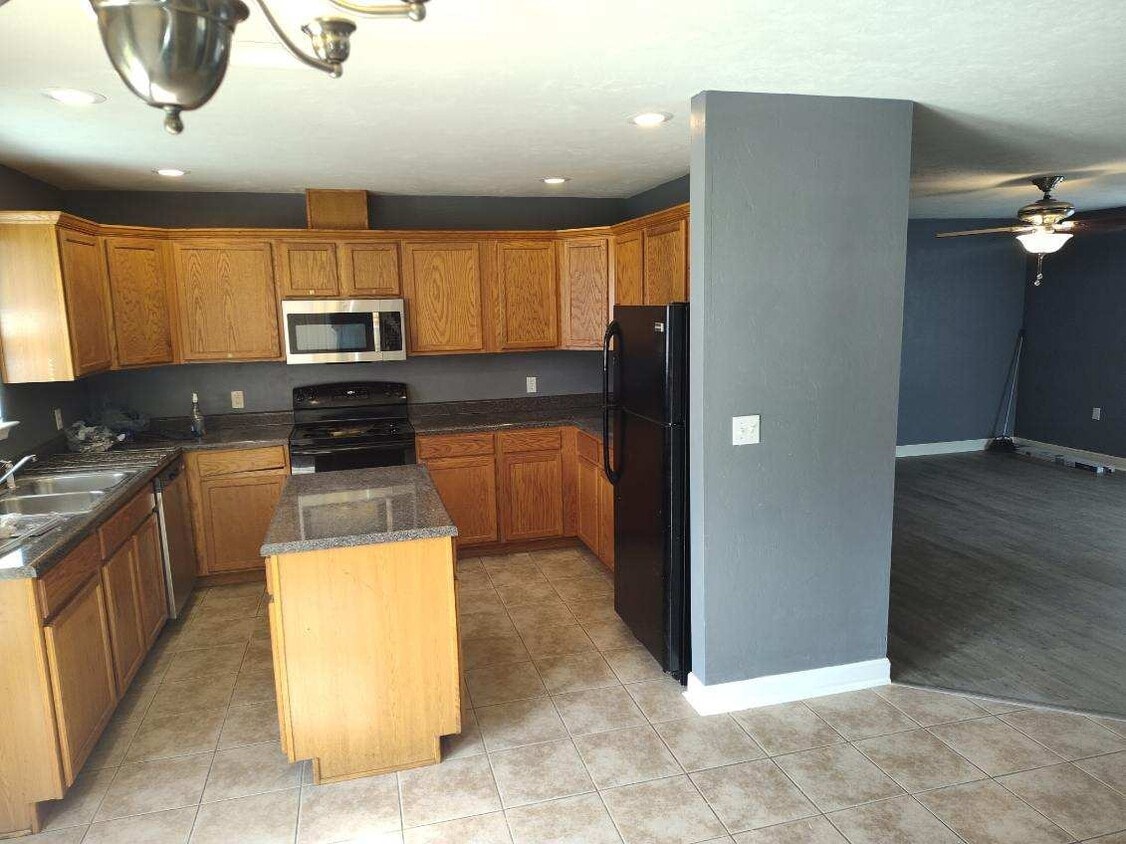 Foto del edificio - 3000 S Adams St