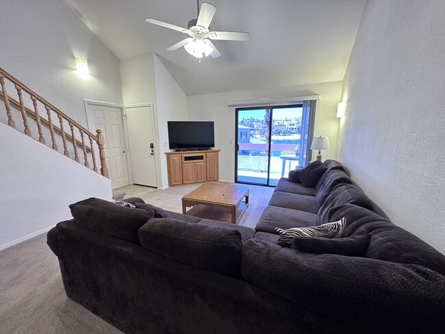 Foto del edificio - 441 Moser Ave