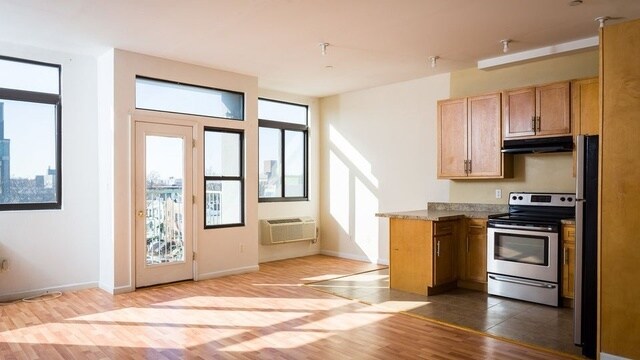 Building Photo - 1469 Bushwick Ave