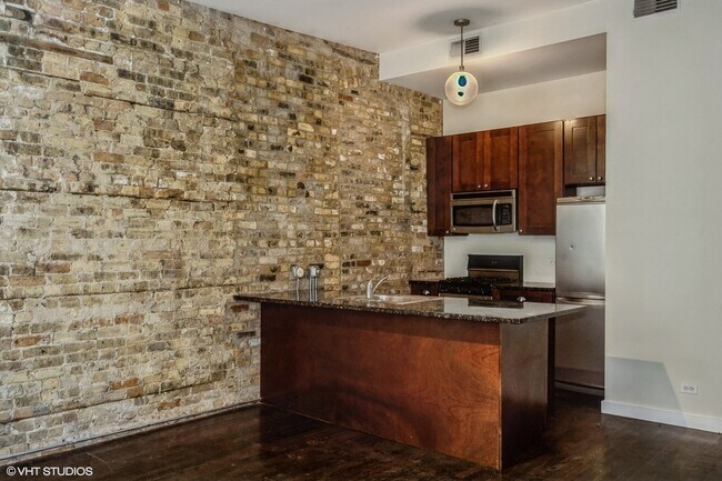 Foto del edificio - 948 W Armitage Ave