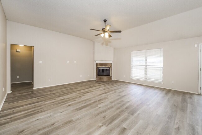 Foto del edificio - 317 Willowstone Trail