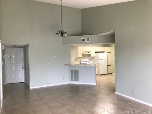 Building Photo - 8977 Wiles Rd