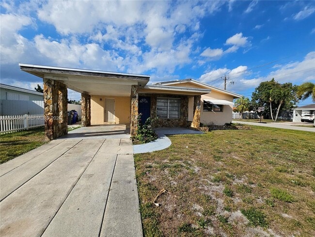 Foto del edificio - 7501 Pierce St