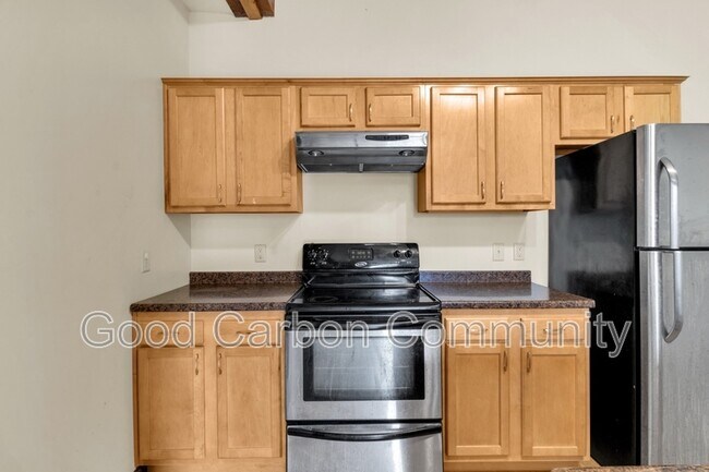 Building Photo - 346 Connecticut St