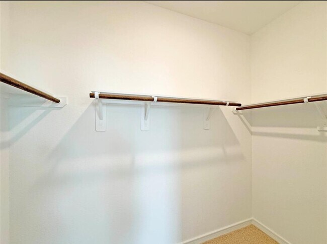 Foto del edificio - 2213 Via Laura Ln