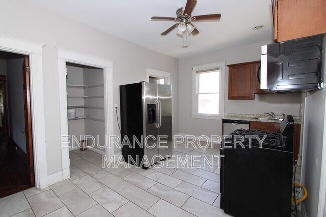 Foto del edificio - 2539 Melrose Ave