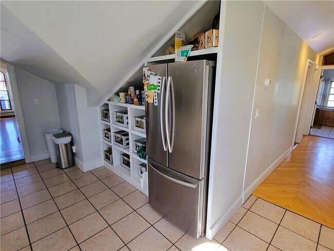 Foto del edificio - 92 Pelham St