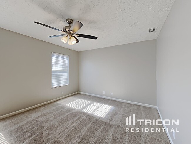 Building Photo - 5018 Nina Marie Ave