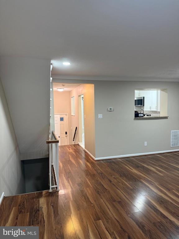 Foto del edificio - 45 Fendall Ave