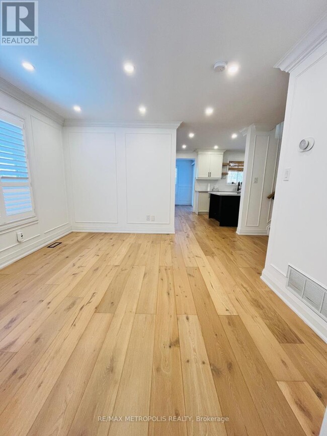 Building Photo - 133 Lady May Dr