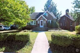 Building Photo - 1507 E Oakland Ave