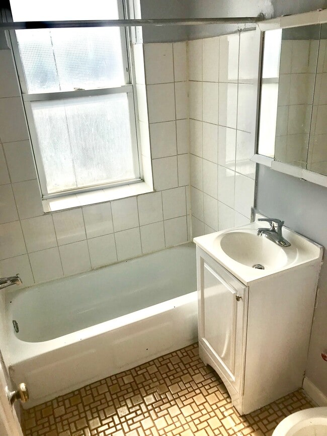 Foto del edificio - 4355 S Sawyer Ave