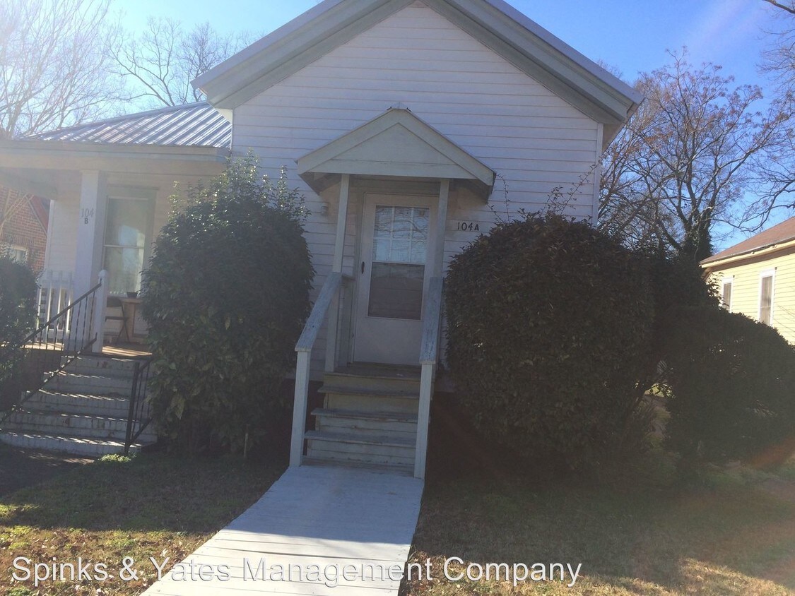 104 Alford St, LaGrange, GA 30240 Apartment for Rent in LaGrange, GA
