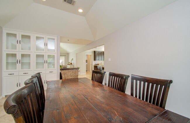 Building Photo - 18211 Widcombe Dr