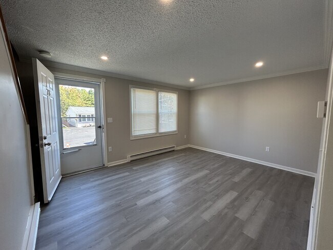 Foto del edificio - 270 Sunderland Rd