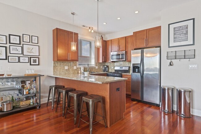 Foto del edificio - 622 N Rockwell St