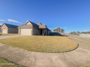 Building Photo - 811 Rolling Mill Ln