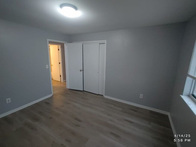 Foto del edificio - 611 Kilgore Ave