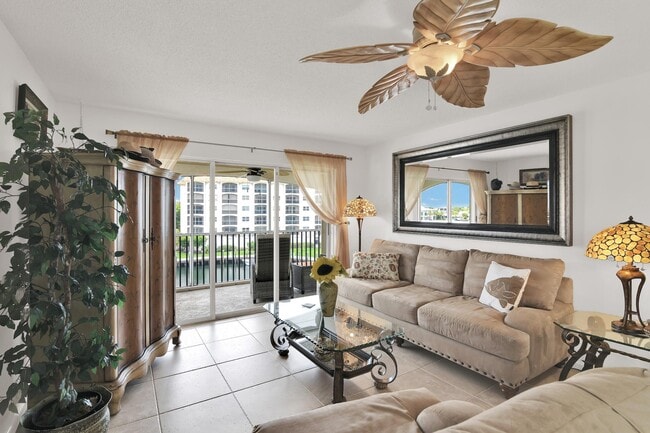 Foto del edificio - 2871 N Ocean Blvd