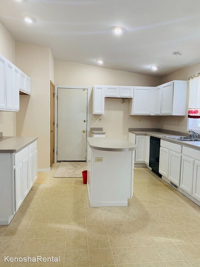Building Photo - 3 br, 3 bath House - 3705 45th Street