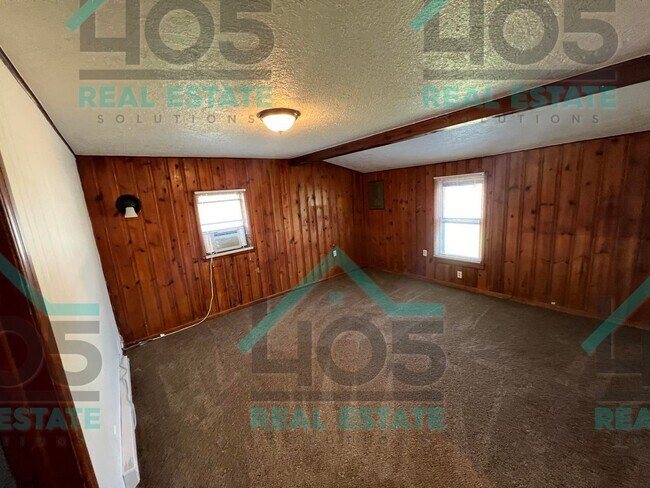 Building Photo - 17853 E. Britton Rd