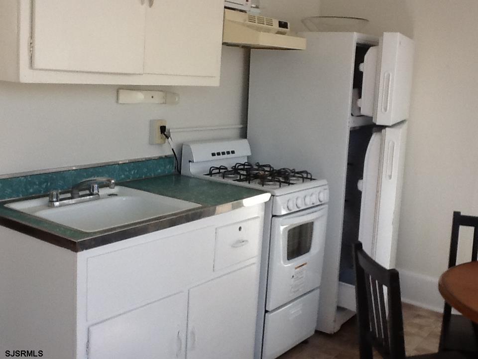 Foto del edificio - 9317 Monmouth Ave