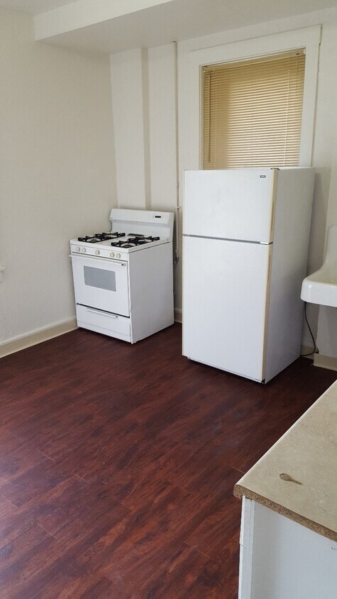 Foto principal - 2118 Bedford Ave