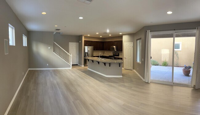 Building Photo - 14514 Serenade Dr