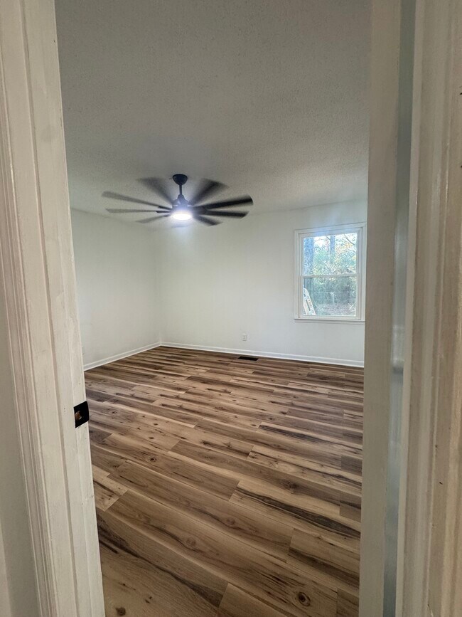 Foto del edificio - 5129 Arrow Ave