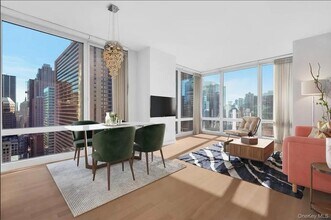 Building Photo - 247 W 46th St