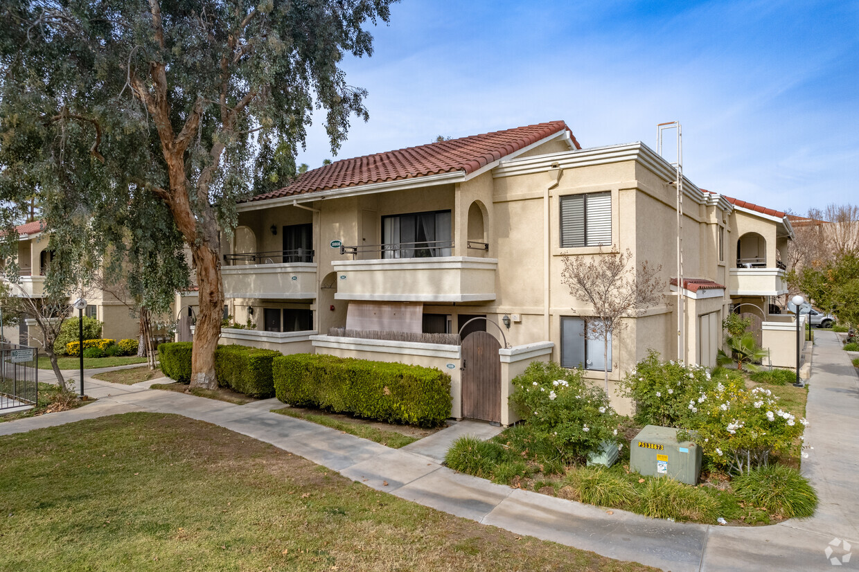 Primary Photo - River Canyon Condominiums